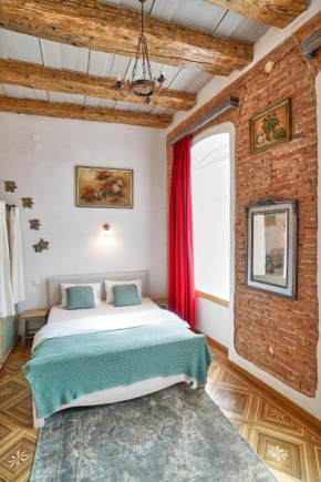 1881 Brasov old town apartments
